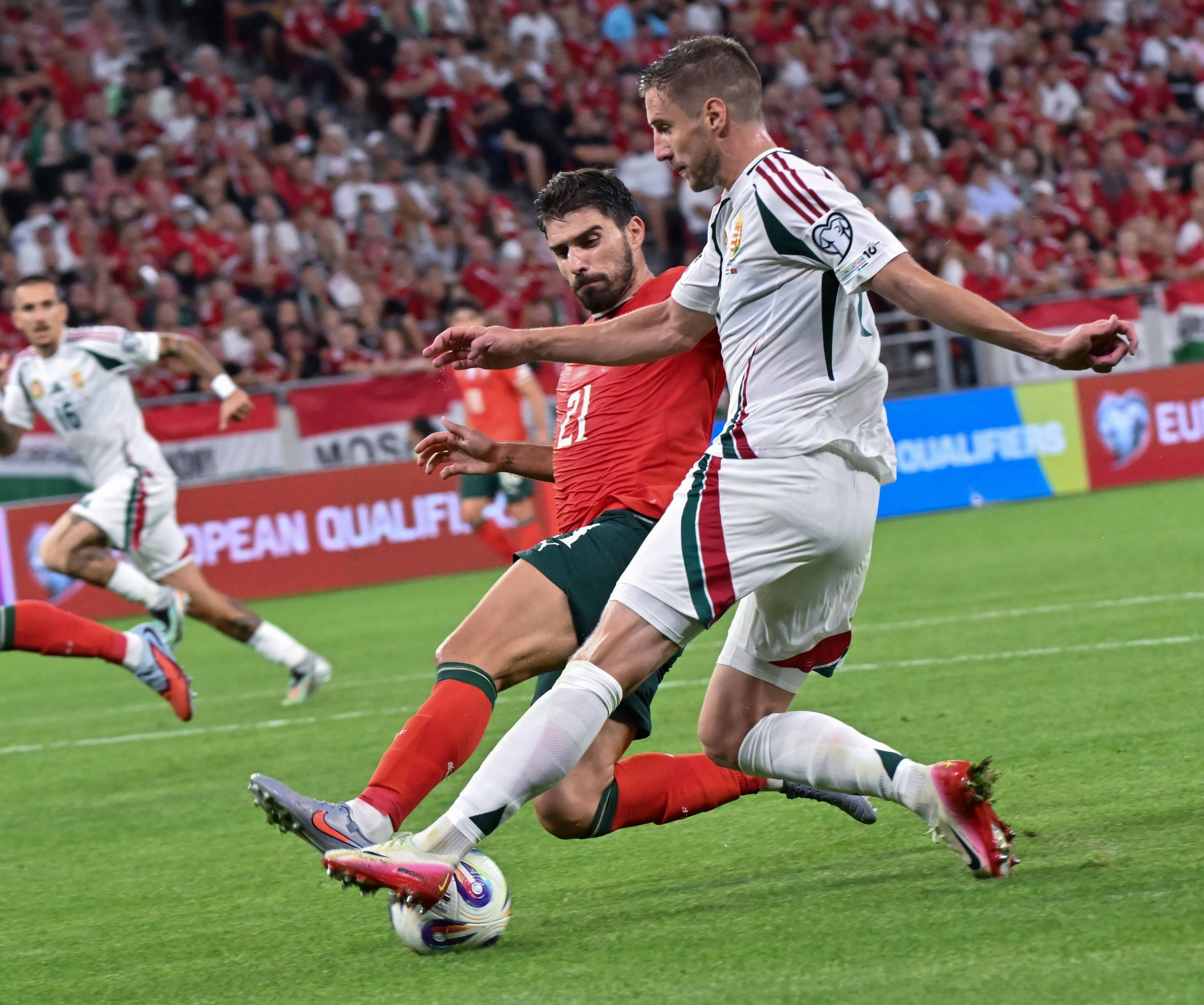 葡萄牙体育迎欧冠关键赛；关键时刻外线爆发；媒体盛赞；训练强度明显提升的简单介绍